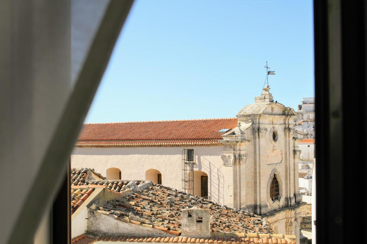 Rooms Dimora Arco - Affitti Brevi Italia Monte SantʼAngelo Exteriér fotografie