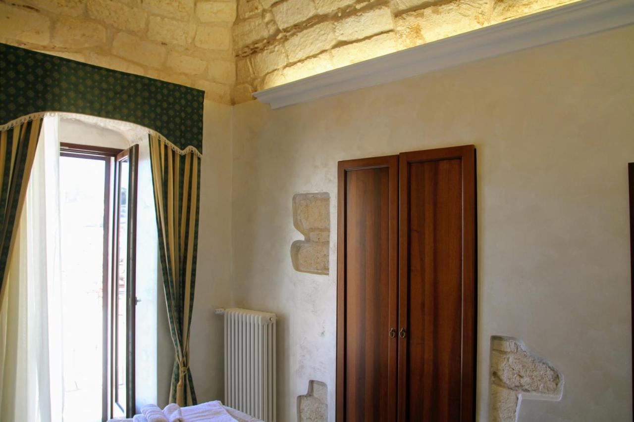 Rooms Dimora Arco - Affitti Brevi Italia Monte SantʼAngelo Exteriér fotografie